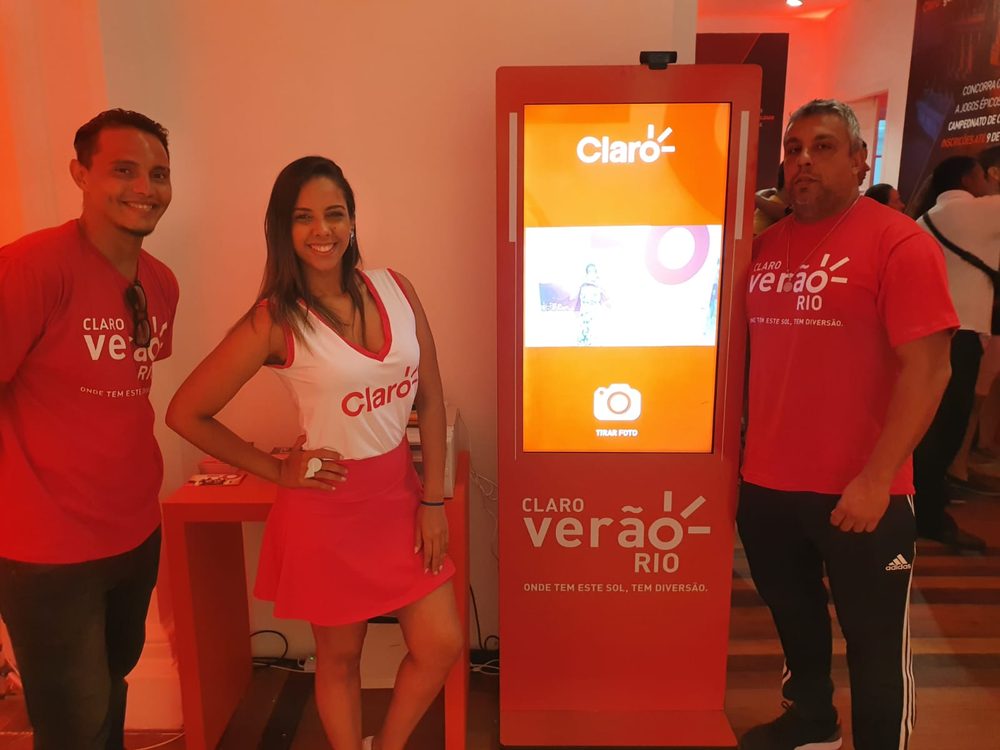 Totens Interativos com Tela Touch para eventos — Agência Primeira Página 4